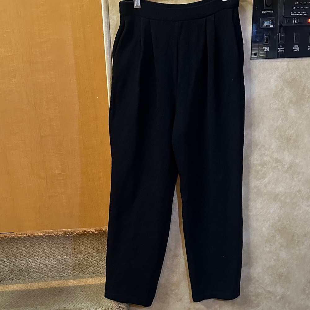 St. John Black Knit pants